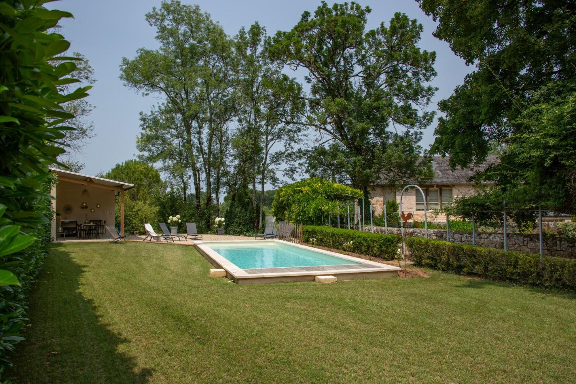 Le Moulin De La Maison Des Templiers Villa Saint-Cernin-de-Larche Exterior photo