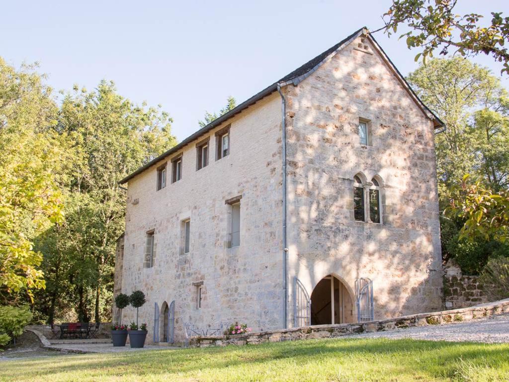 Le Moulin De La Maison Des Templiers Villa Saint-Cernin-de-Larche Exterior photo